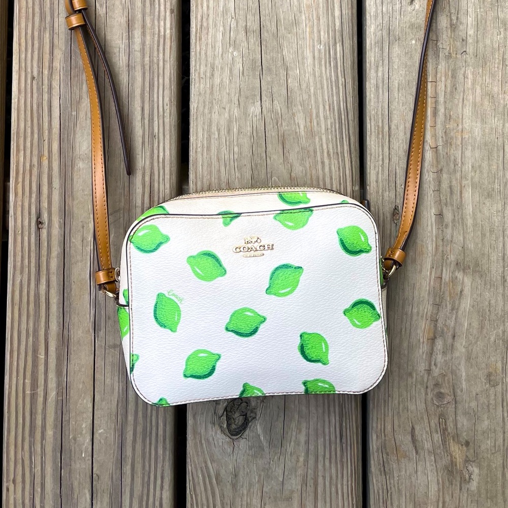 Coach Lime Camera Bag // MAKE ME AN OFFER \\